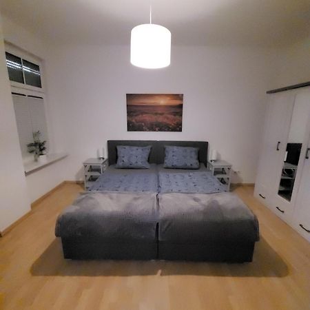 Wohnung In Oberhausen: Zentral & Ruhig, Eigener Eingang Oberhausen  Exteriör bild