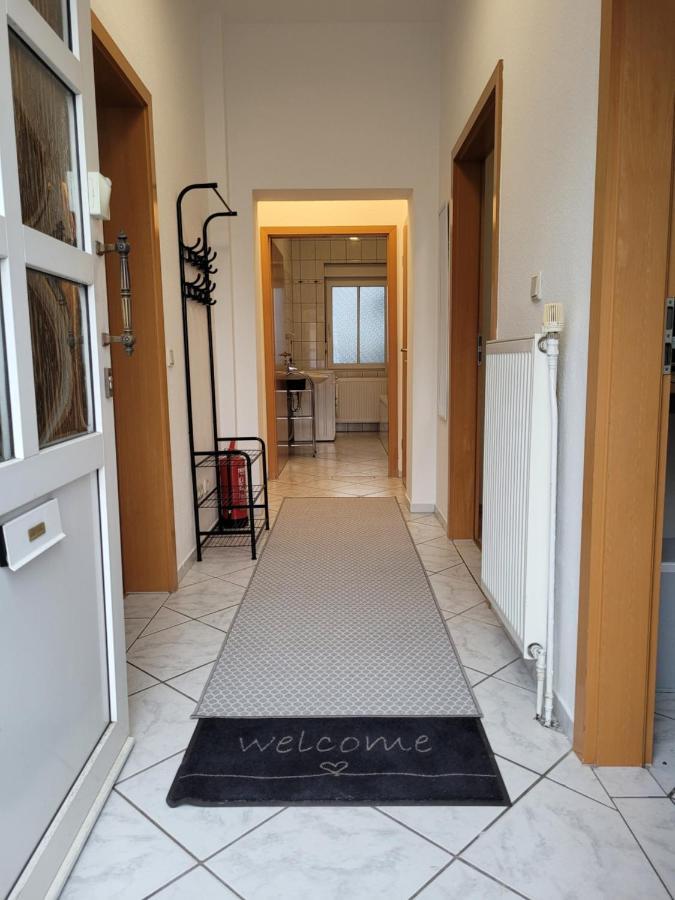 Wohnung In Oberhausen: Zentral & Ruhig, Eigener Eingang Oberhausen  Exteriör bild