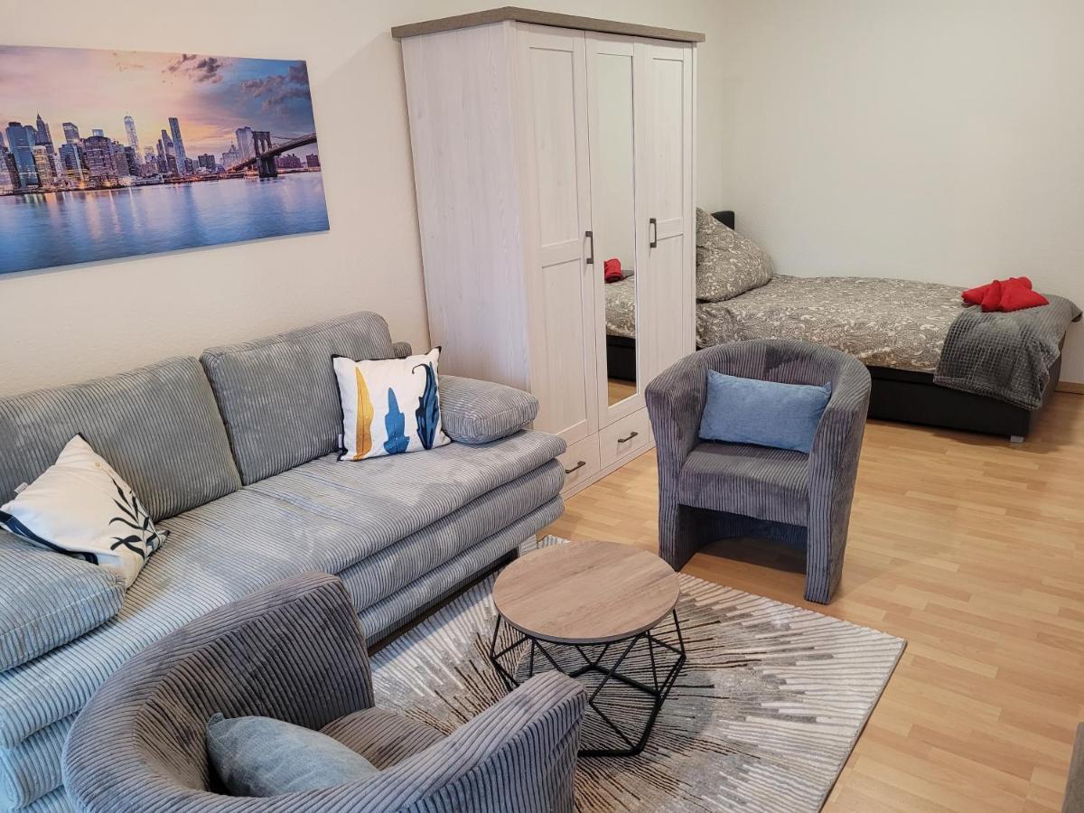 Wohnung In Oberhausen: Zentral & Ruhig, Eigener Eingang Oberhausen  Exteriör bild