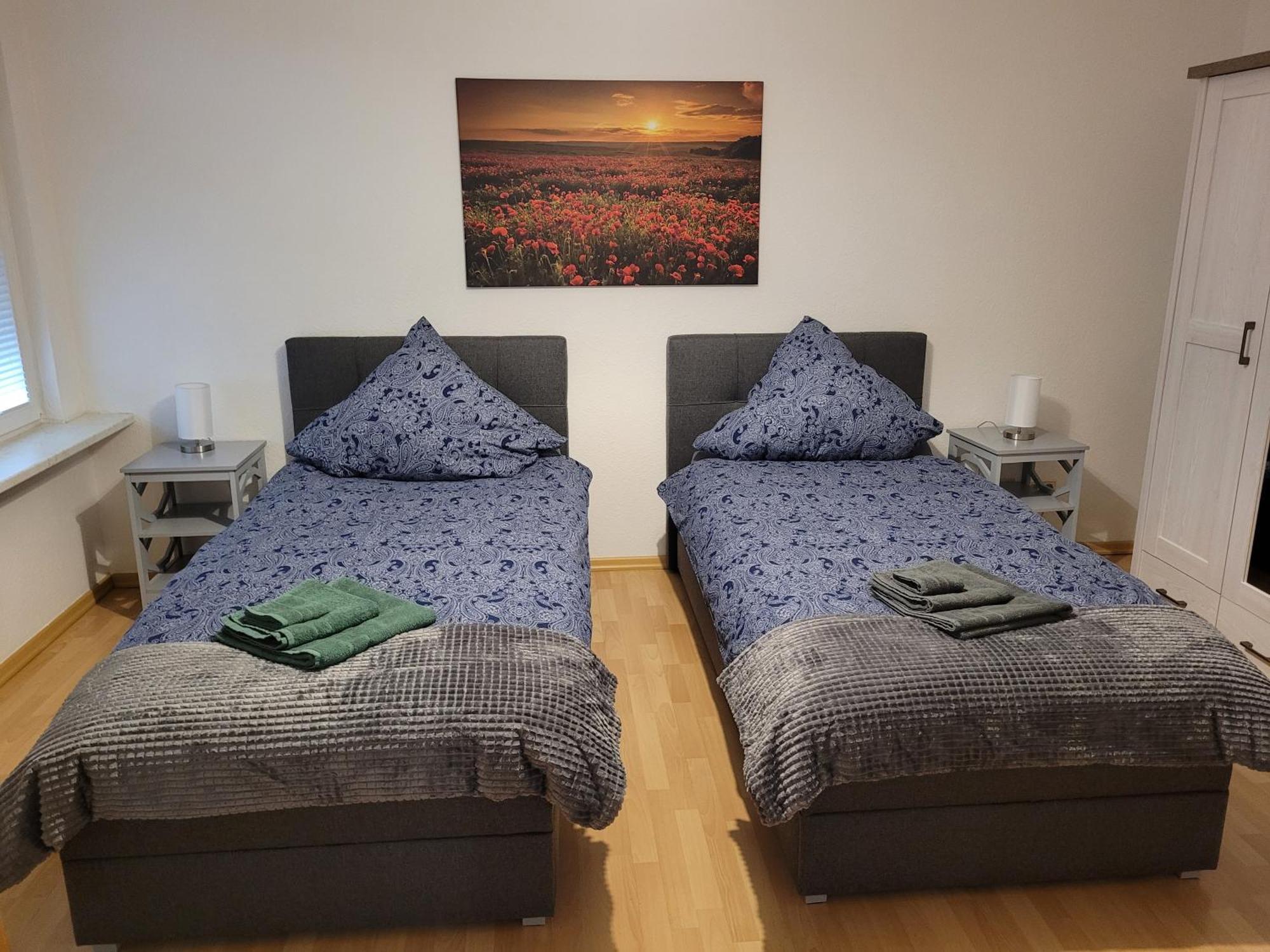 Wohnung In Oberhausen: Zentral & Ruhig, Eigener Eingang Oberhausen  Exteriör bild